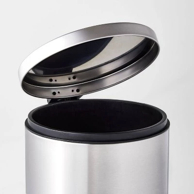 12L Round Step Trash Can - Brightroom™ Silver 4 12L Round Step Trash Can - Brightroom™ Silver - Image 2